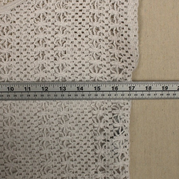 Hollister Crochet Lace Crop Top White XS Scoop Neck Cap Sleeve Scallop Hem Knit - Picture 6 of 9